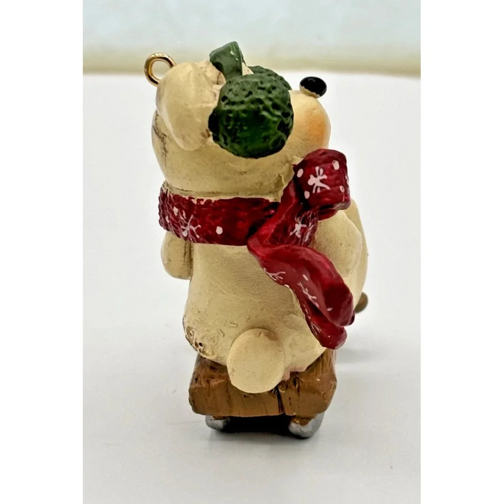 Suzi Skoglund Sledding Snowbear Hand-painted Resin Figure '97 Folk Art Christmas